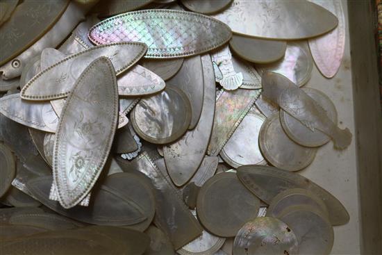 A quantity of mother of pearl counters